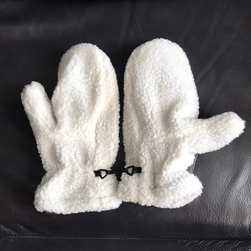 35 Below Berber Fur Mittens